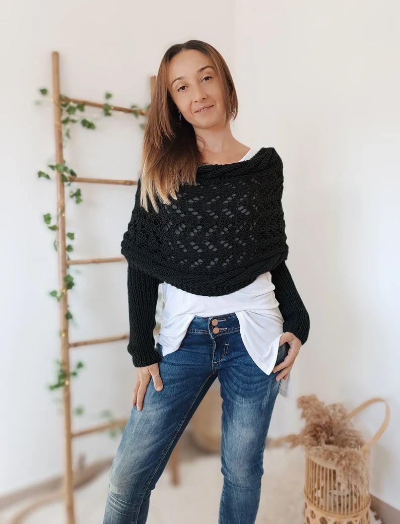 Nomine Snuggly Knitted Scarf with Sleeves