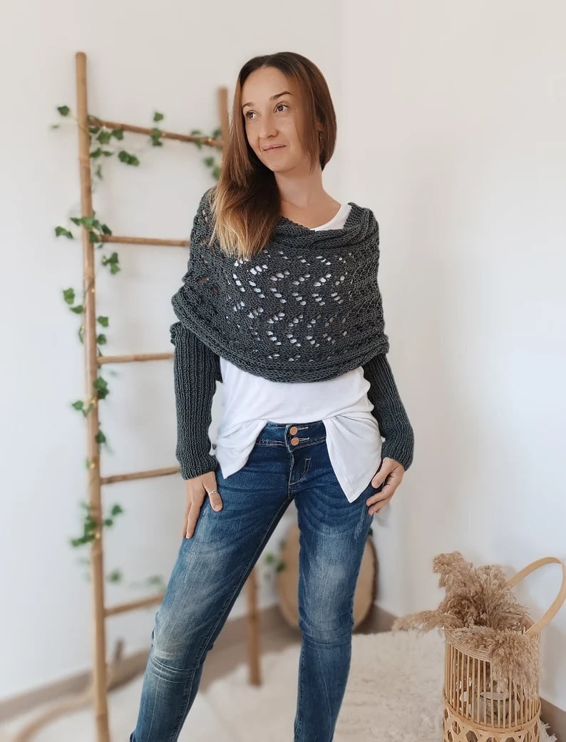 Nomine Snuggly Knitted Scarf with Sleeves