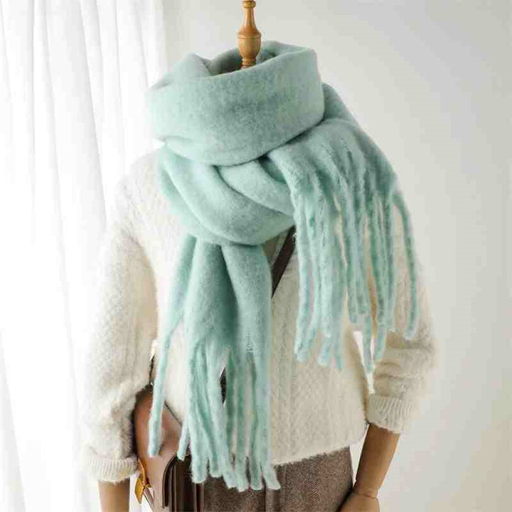 Flowy Scarf – Elegance and Warmth for Winter