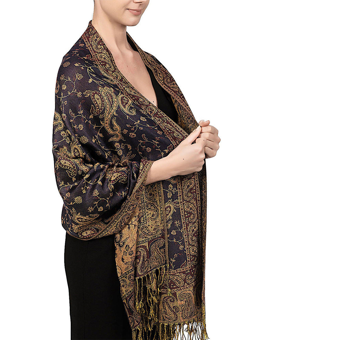Majesty Shawl – Elegance & Tradition
