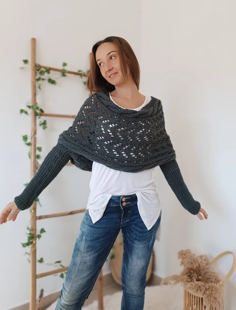 Nomine Snuggly Knitted Scarf with Sleeves