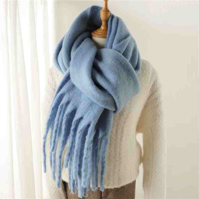 Flowy Scarf – Elegance and Warmth for Winter